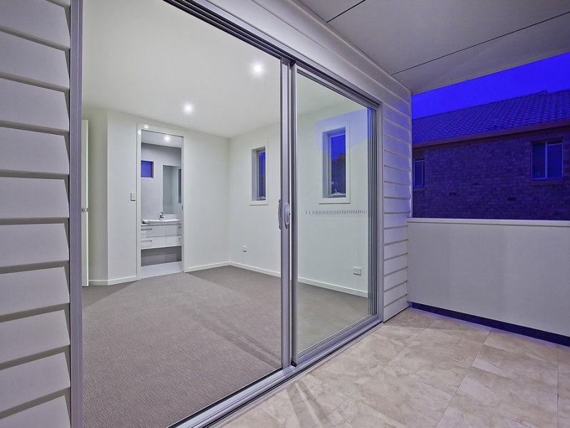 8A & 8B Stephens Street, Burleigh Heads QLD 4220