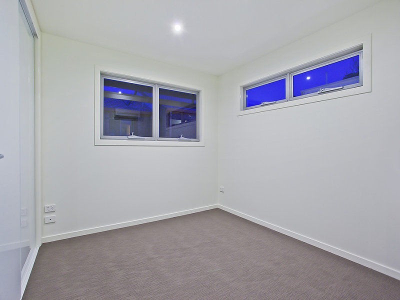 8A & 8B Stephens Street, Burleigh Heads QLD 4220