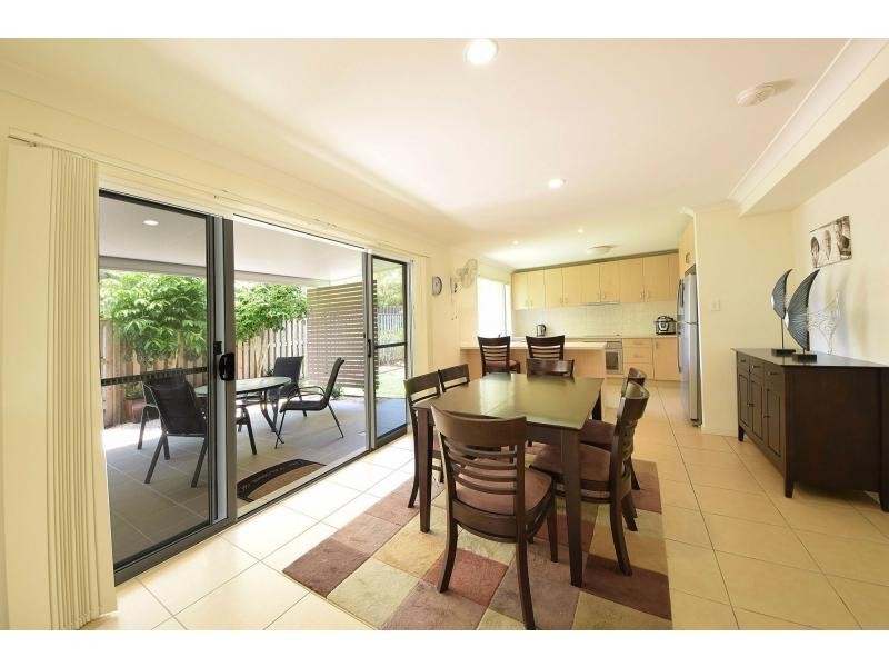 9 Worchester Terrace, Reedy Creek QLD 4227