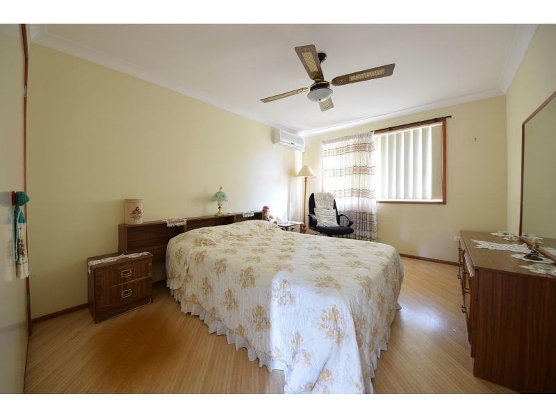 2/80 Dawn Parade, Miami QLD 4220