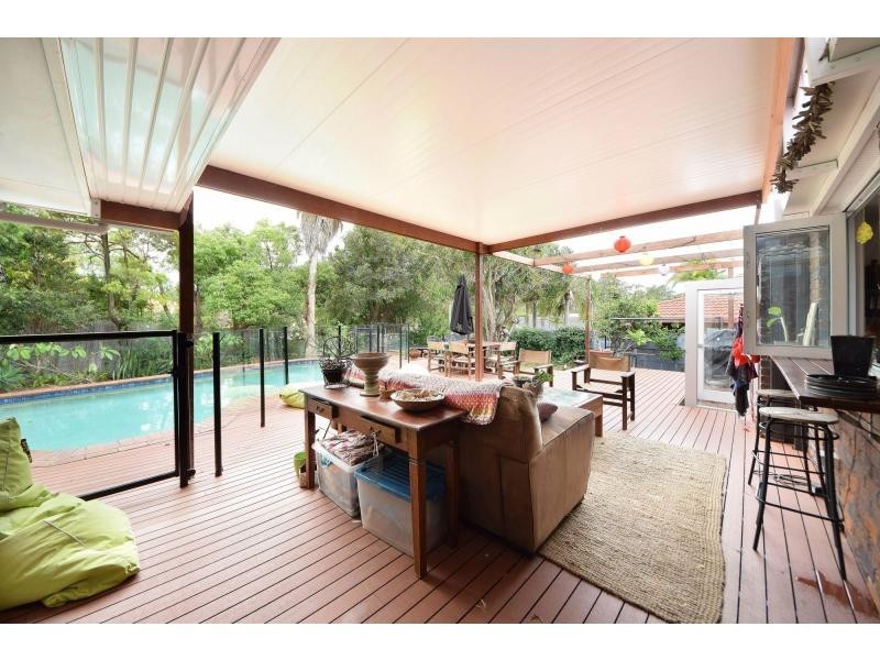 3 Mackay Place, Burleigh Waters QLD 4220