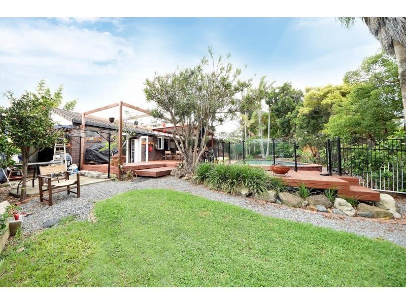 3 Mackay Place, Burleigh Waters QLD 4220