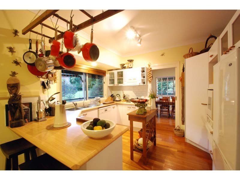 11 Wisteria Court, Tallebudgera Valley QLD 4228