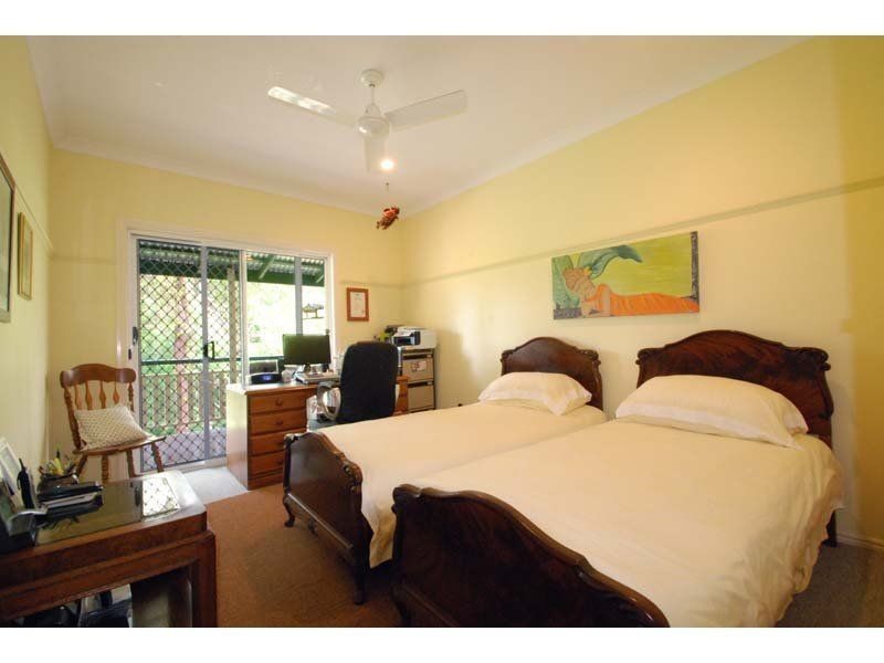 11 Wisteria Court, Tallebudgera Valley QLD 4228