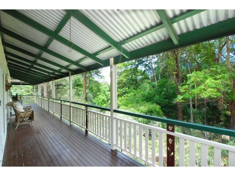 11 Wisteria Court, Tallebudgera Valley QLD 4228