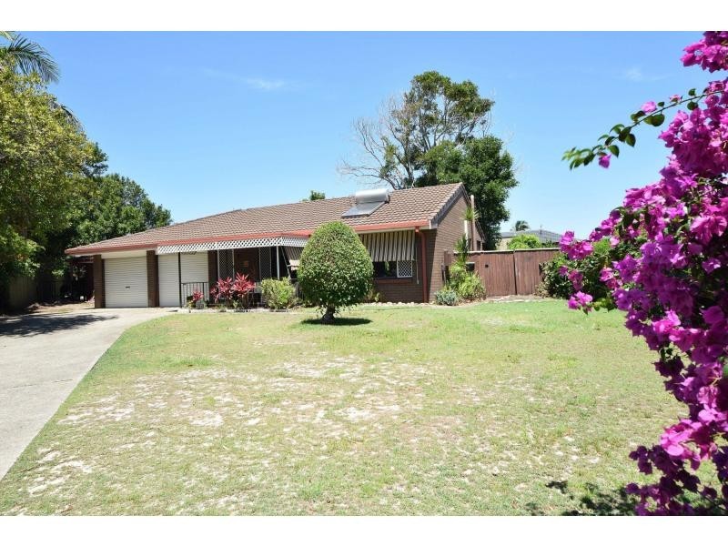 2/9 Russell Court, Miami QLD 4220