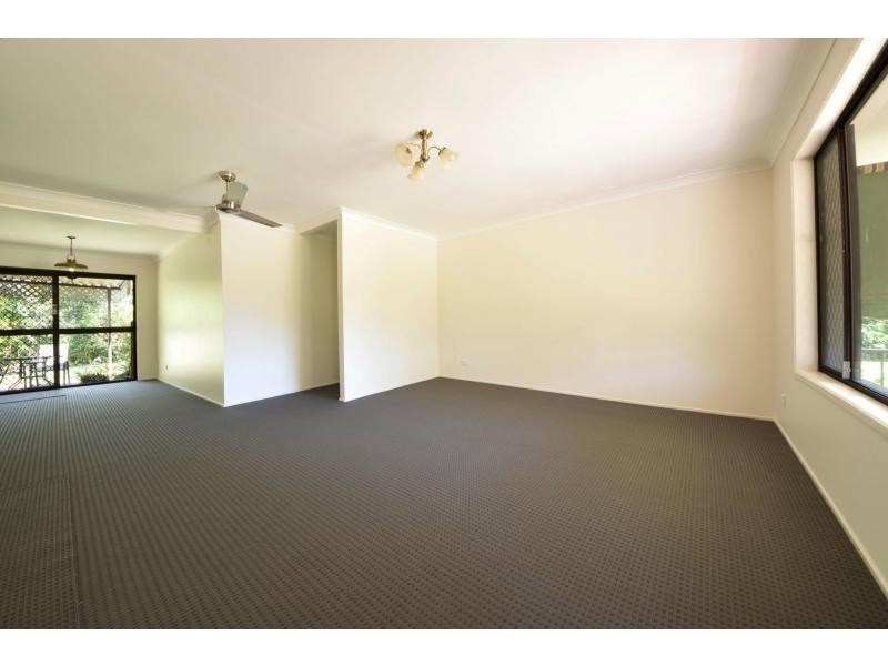 2/9 Russell Court, Miami QLD 4220