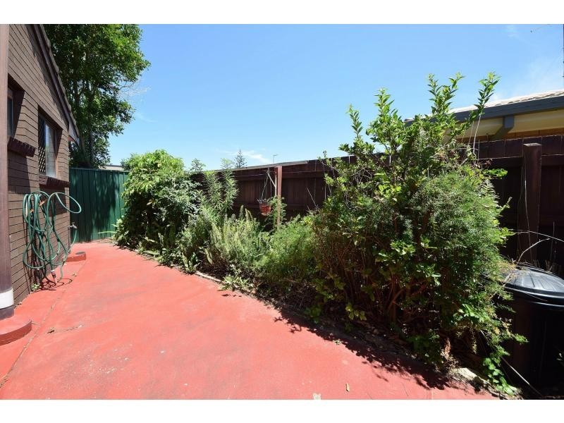 2/9 Russell Court, Miami QLD 4220