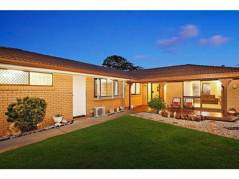 21 Kestrel Drive, Burleigh Waters QLD 4220
