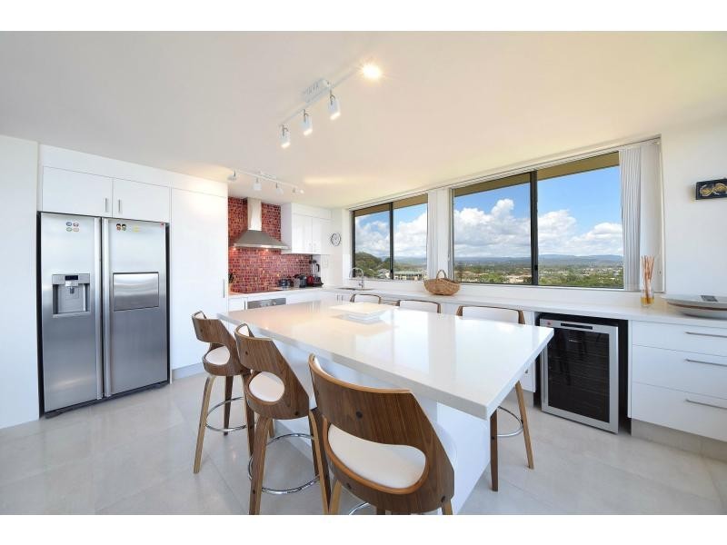 27/24 The Esplanade, Burleigh Heads QLD 4220