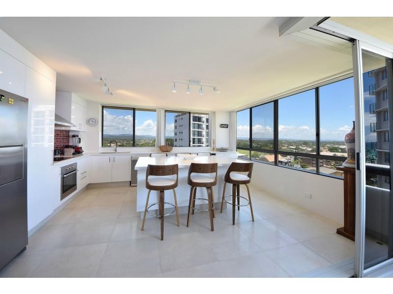 27/24 The Esplanade, Burleigh Heads QLD 4220
