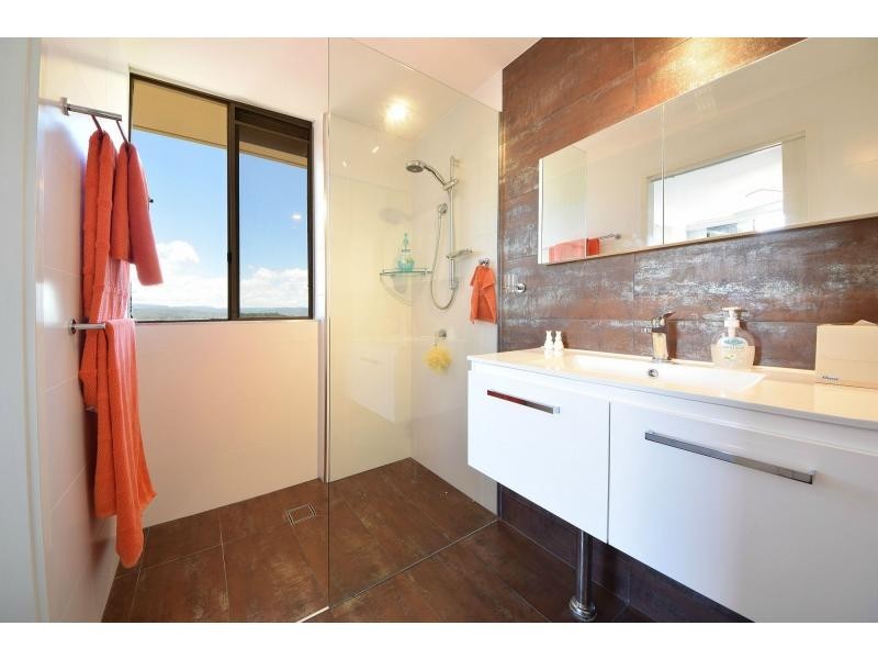 27/24 The Esplanade, Burleigh Heads QLD 4220