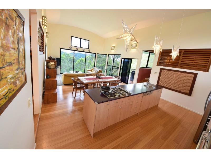 35 Wattlebird Court, Currumbin Valley QLD 4223