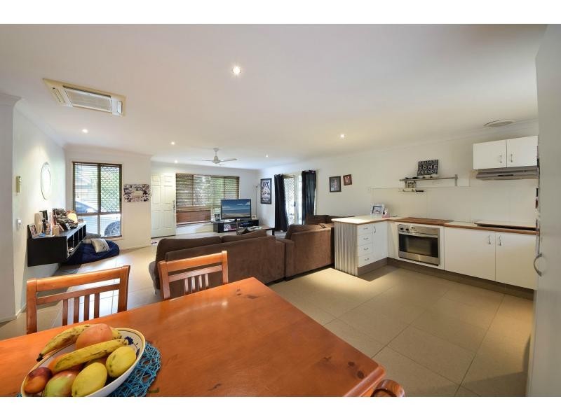 51 Montezuma Drive, Burleigh Waters QLD 4220