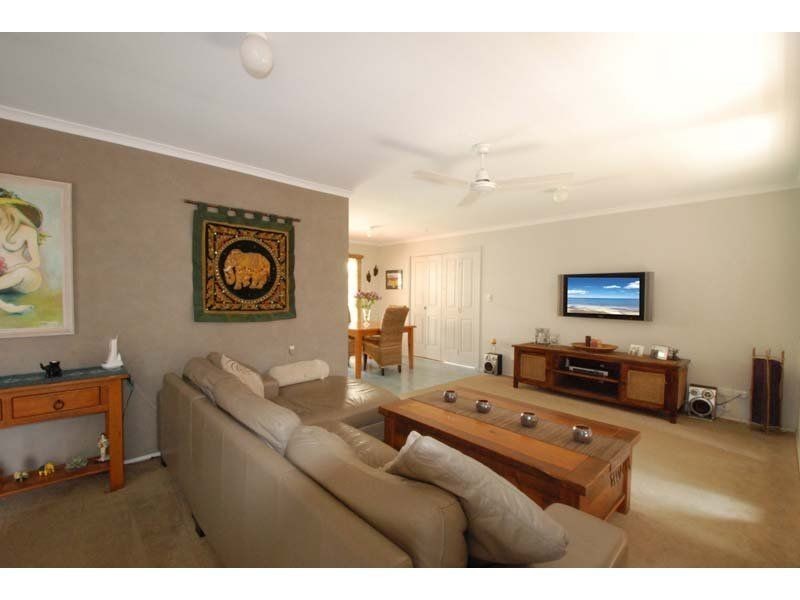 62 Southlake Drive, Varsity Lakes QLD 4227