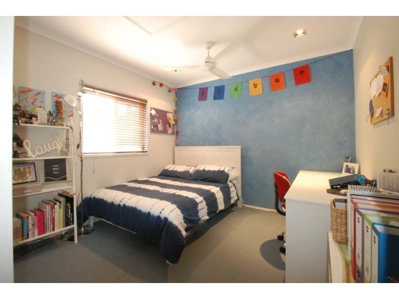 62 Southlake Drive, Varsity Lakes QLD 4227