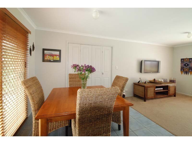 62 Southlake Drive, Varsity Lakes QLD 4227
