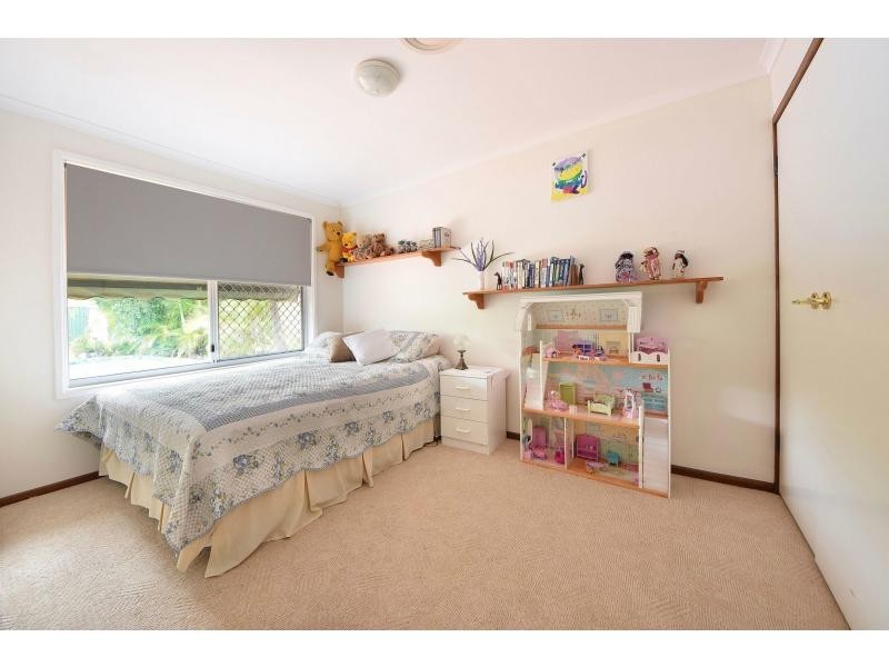 6 Comet Court, Burleigh Waters QLD 4220
