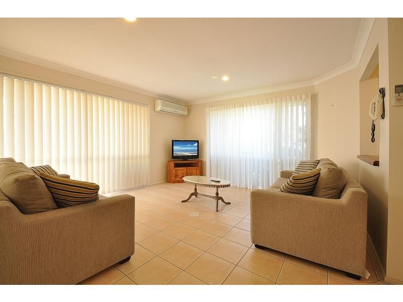 43 Rainbird Close, Burleigh Waters QLD 4220