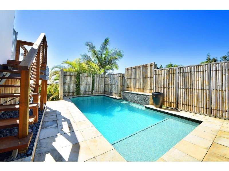 15 Barton Street, Reedy Creek QLD 4227
