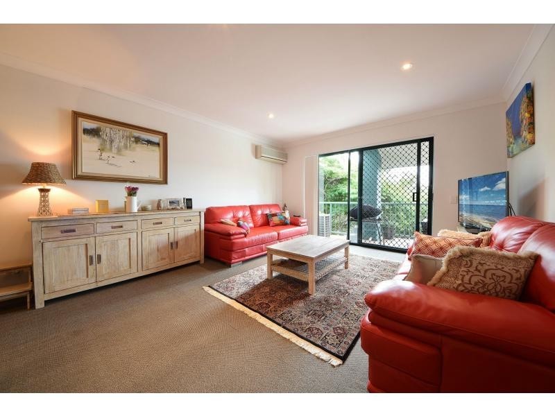 10/17 Markeri Street, Mermaid Beach QLD 4218