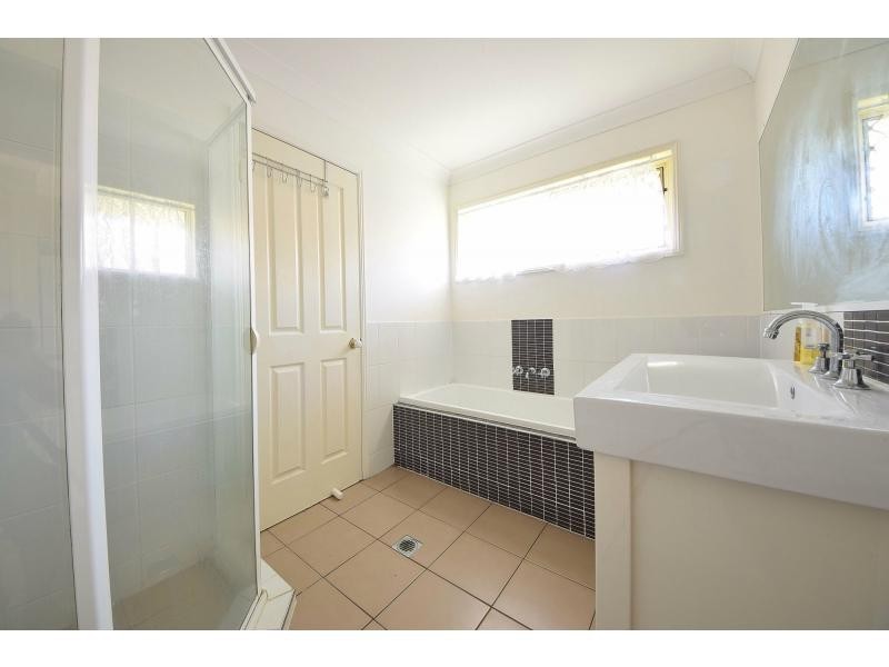 7 Sharscay Close, Burleigh Heads QLD 4220