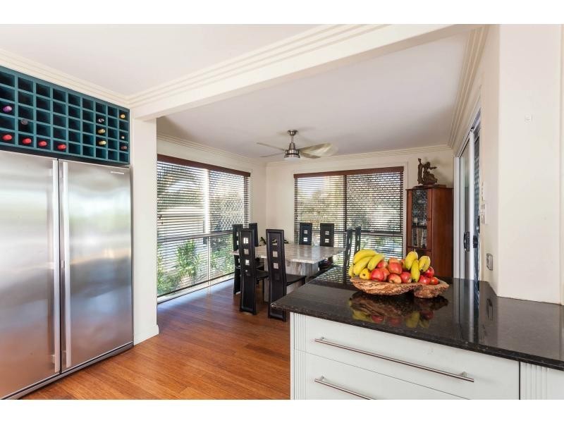 3 Joy Avenue, Burleigh Waters QLD 4220