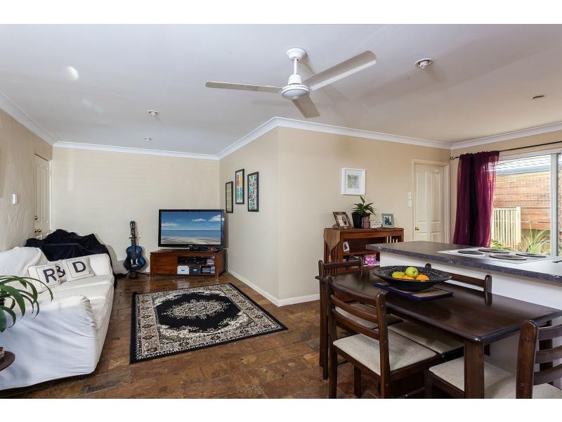 3 Joy Avenue, Burleigh Waters QLD 4220