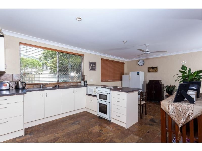 3 Joy Avenue, Burleigh Waters QLD 4220