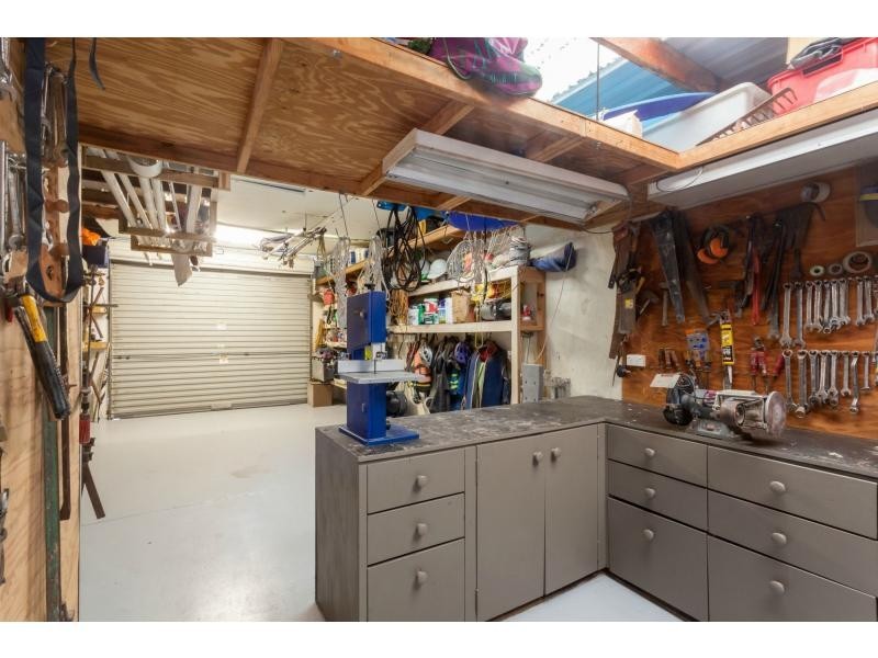 3 Joy Avenue, Burleigh Waters QLD 4220