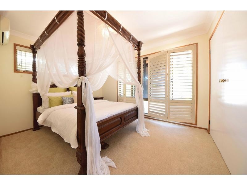 64 Dunlin Drive, Burleigh Waters QLD 4220