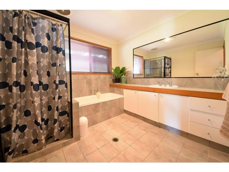 64 Dunlin Drive, Burleigh Waters QLD 4220