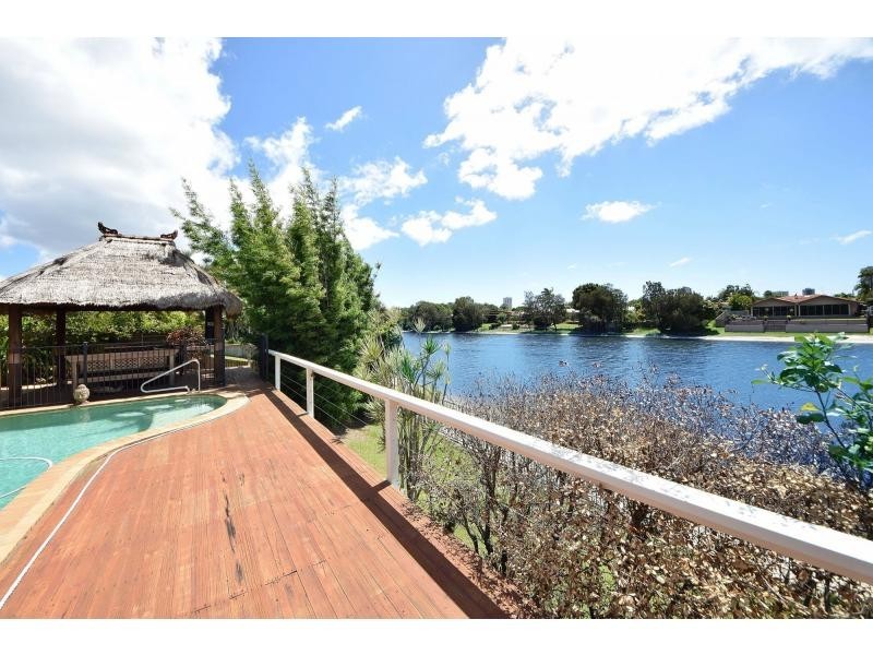 64 Dunlin Drive, Burleigh Waters QLD 4220