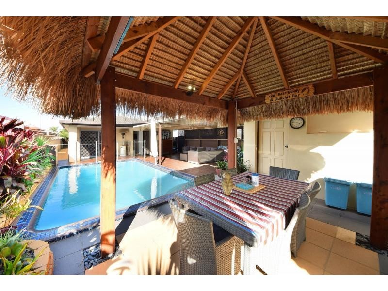 142 Nobby Parade, Miami QLD 4220