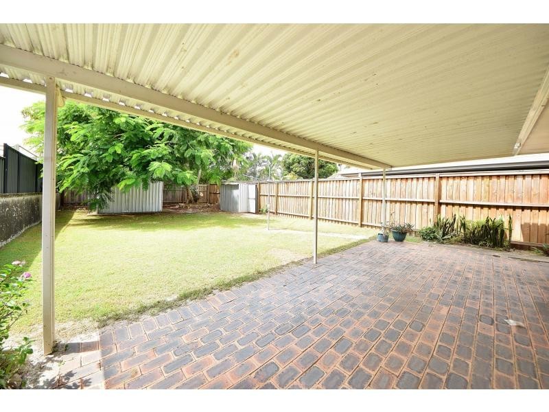 101 Albion Avenue, Miami QLD 4220