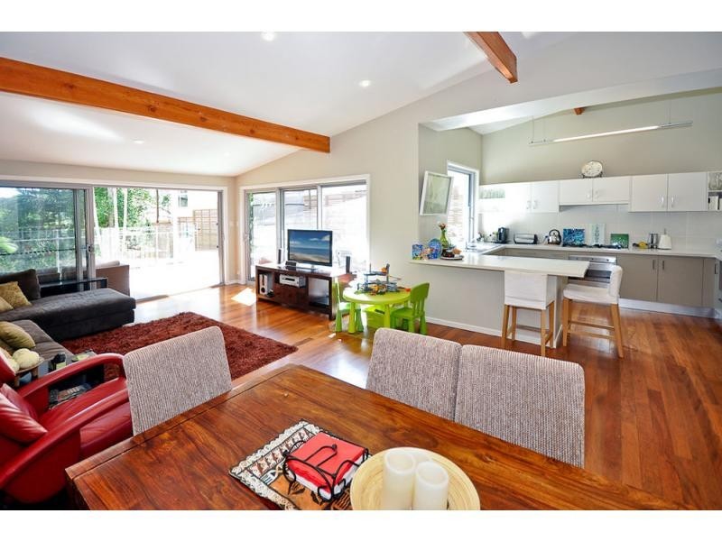 62 Ocean Parade, Burleigh Heads QLD 4220