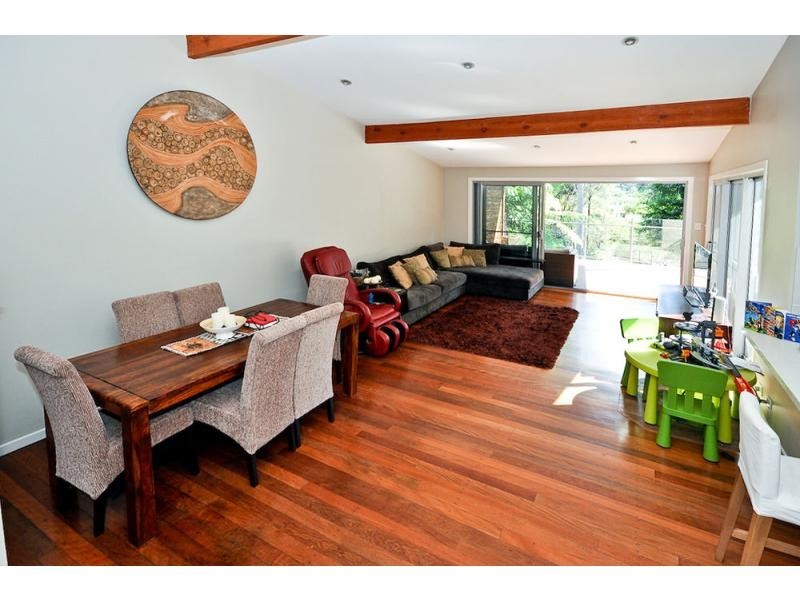 62 Ocean Parade, Burleigh Heads QLD 4220