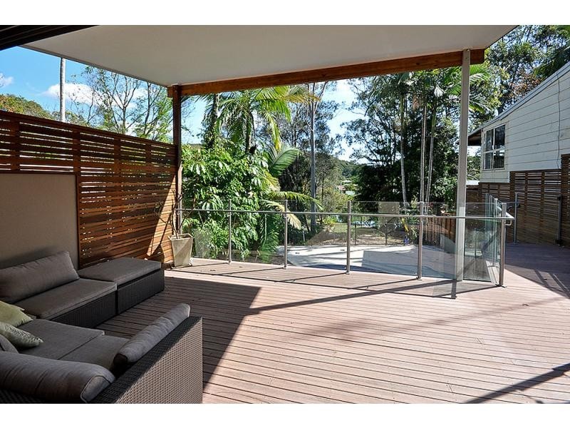 62 Ocean Parade, Burleigh Heads QLD 4220