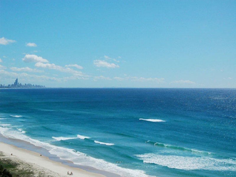 60 Fifth Avenue, Palm Beach QLD 4221