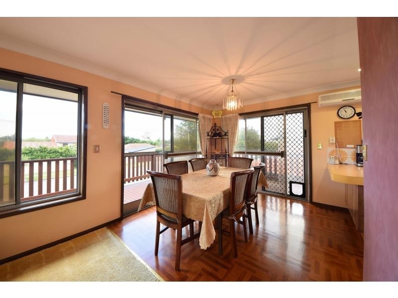 6 Bradley Avenue, Miami QLD 4220