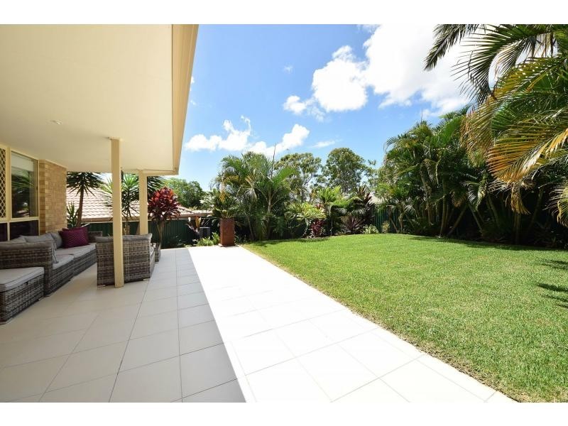 2/55a Mattocks Road, Burleigh Waters QLD 4220