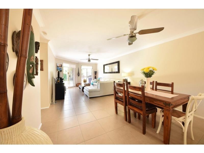 2/55a Mattocks Road, Burleigh Waters QLD 4220