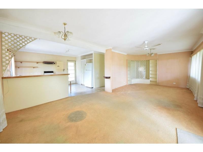 17 Joy Avenue, Burleigh Waters QLD 4220