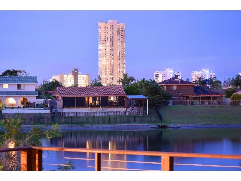 12 Honeyeater Drive, Burleigh Waters QLD 4220