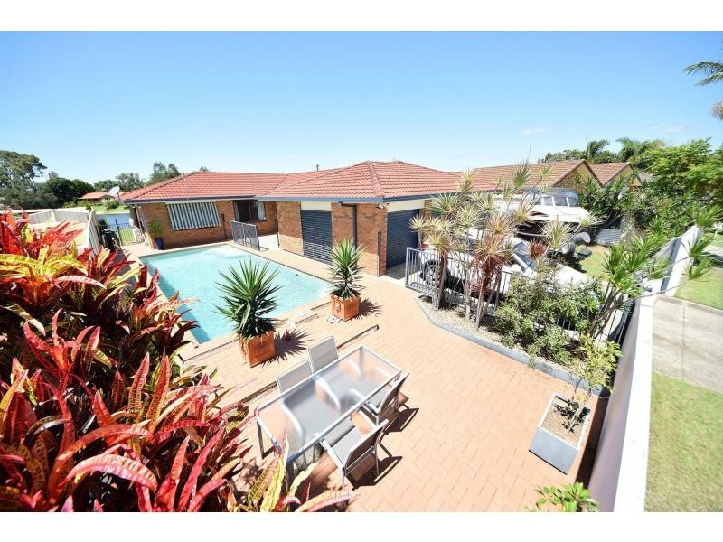 12 Honeyeater Drive, Burleigh Waters QLD 4220