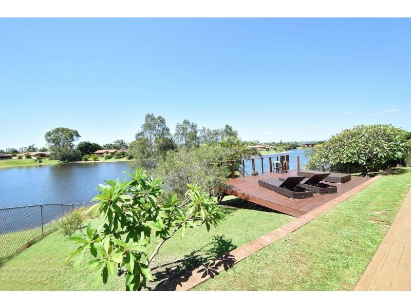 12 Honeyeater Drive, Burleigh Waters QLD 4220