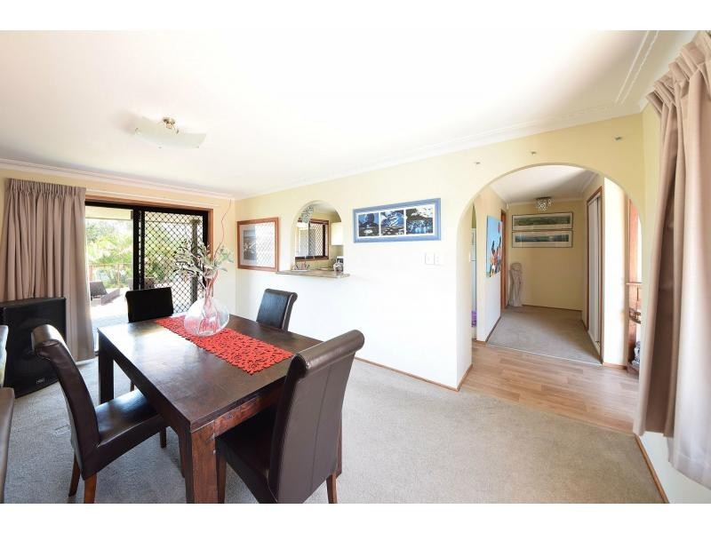 12 Honeyeater Drive, Burleigh Waters QLD 4220