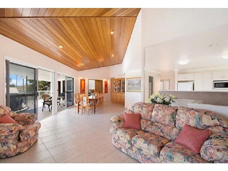 8 Cangella Court, Tugun QLD 4224