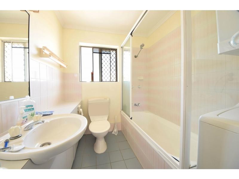 42/30 Monaco Street, Surfers Paradise QLD 4217