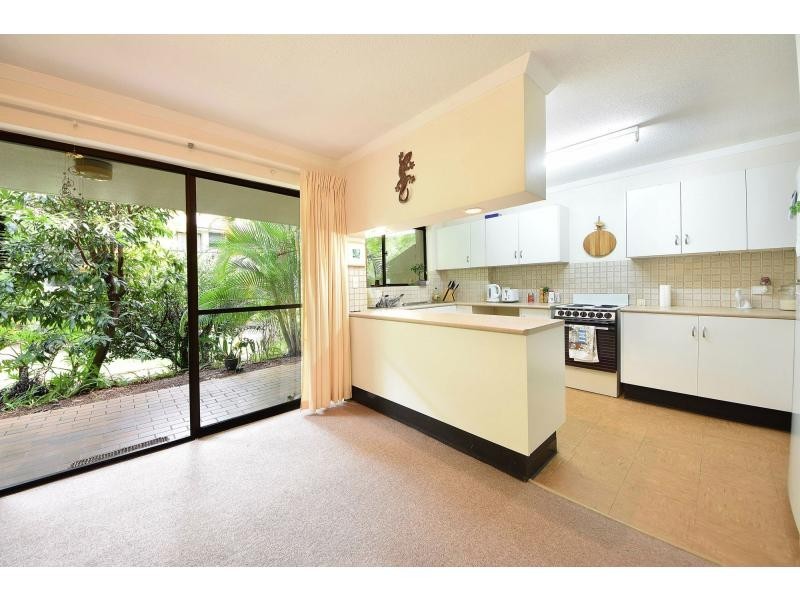 24/111 Markeri Street, Mermaid Waters QLD 4218